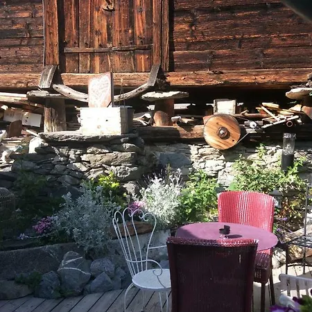 Privatunterkunft Petit Coin De Paradis Au Coeur Des Alpes Le Tretien