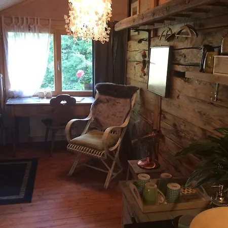 Privatunterkunft Petit Coin De Paradis Au Coeur Des Alpes
